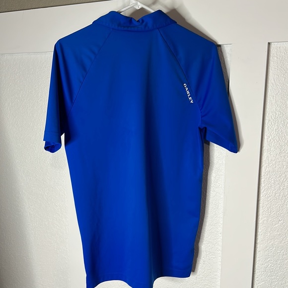 Used men’s golf Oakley shirt - Picture 2 of 4